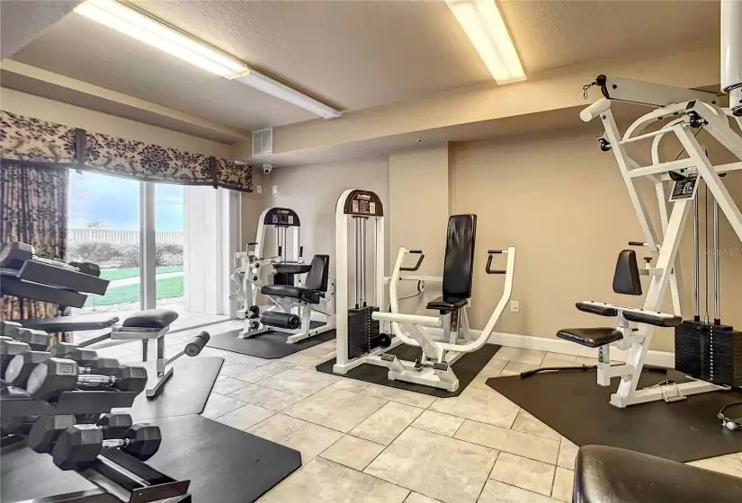 2403 ATLANTIC AVENUE Unit#409, DAYTONA BEACH SHORES, Florida 32118, 3 Bedrooms Bedrooms, ,3 BathroomsBathrooms,Condominium,For Sale,ATLANTIC,MFRV4932939