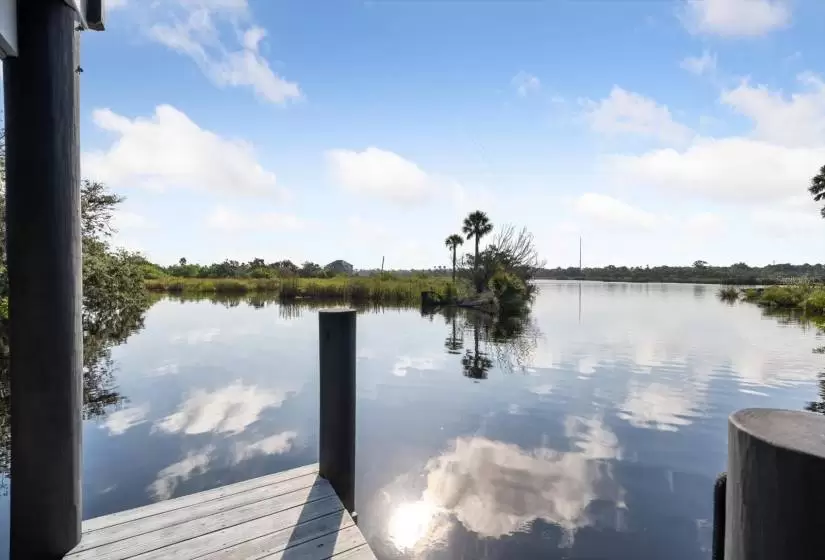 385 COQUINA AVENUE, ORMOND BEACH, Florida 32174, 5 Bedrooms Bedrooms, ,2 BathroomsBathrooms,Single Family Residence,For Sale,COQUINA,MFRV4938621