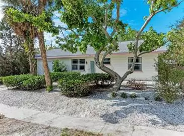 230 85TH STREET, HOLMES BEACH, Florida 34217, 2 Bedrooms Bedrooms, ,2 BathroomsBathrooms,Single Family Residence,For Sale,85TH,MFRA4629282